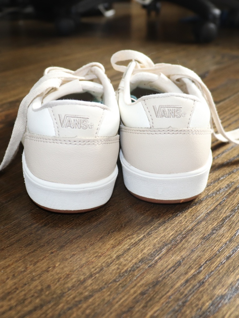 Vans Lowland Comfy Cush Sneaker Off White Cream Womens Size 6.5 Men 5.0 - Picture 8 of 11